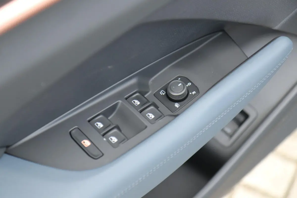 1.5 TSI 204pk e-Hybrid | Trekhaak | Panoramadak | Stoelverwarming | Achteruitrijcamera | Full Link
