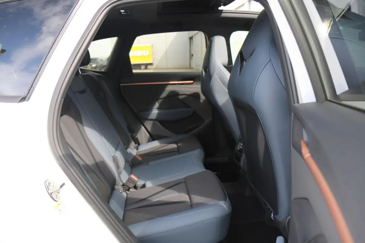 1.5 TSI 204pk e-Hybrid | Trekhaak | Panoramadak | Stoelverwarming | Achteruitrijcamera | Full Link