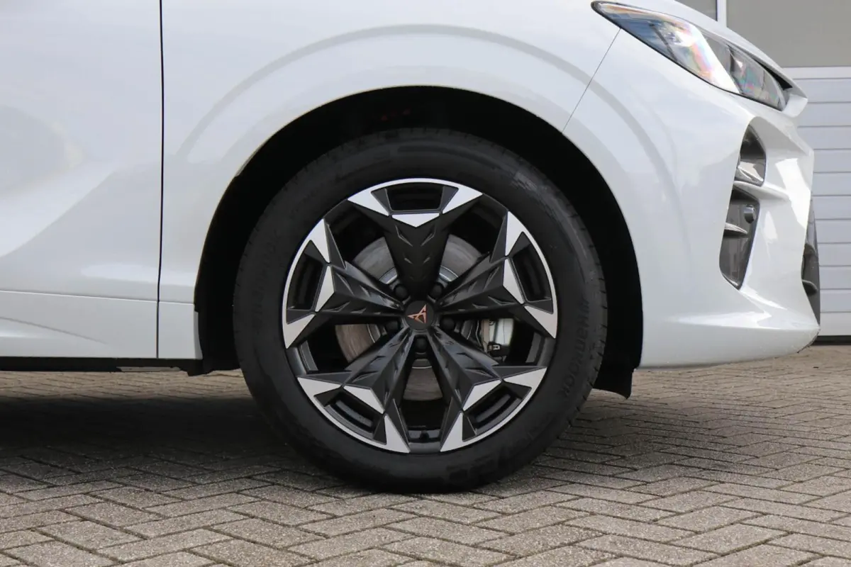 1.5 TSI 204pk e-Hybrid | Trekhaak | Panoramadak | Stoelverwarming | Achteruitrijcamera | Full Link