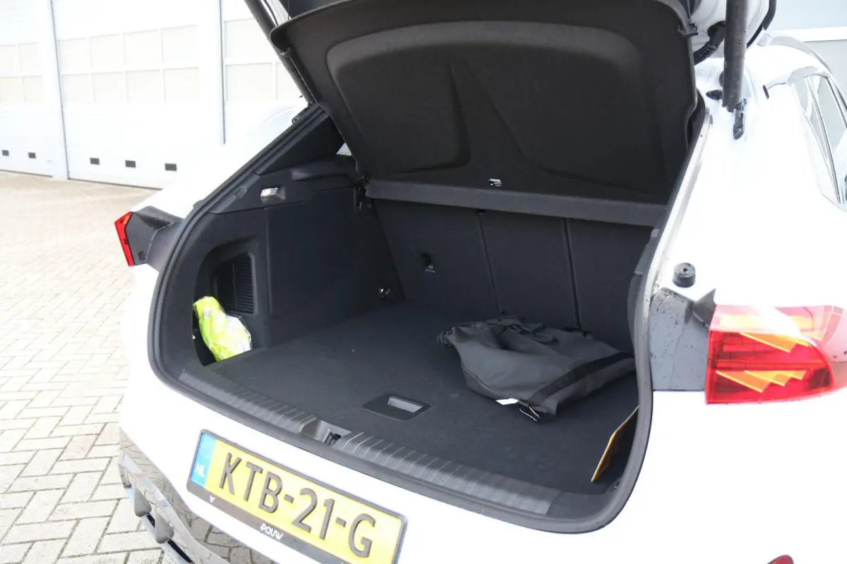 1.5 TSI 204pk e-Hybrid | Trekhaak | Panoramadak | Stoelverwarming | Achteruitrijcamera | Full Link