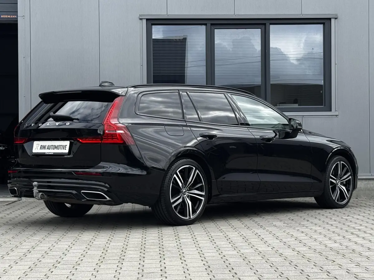 2.0 T6 Recharge AWD R-Design Long Range | 349 Pk | Stoelkoeling | Trekhaak | Pano | Nappa leder | 18 kwh accu