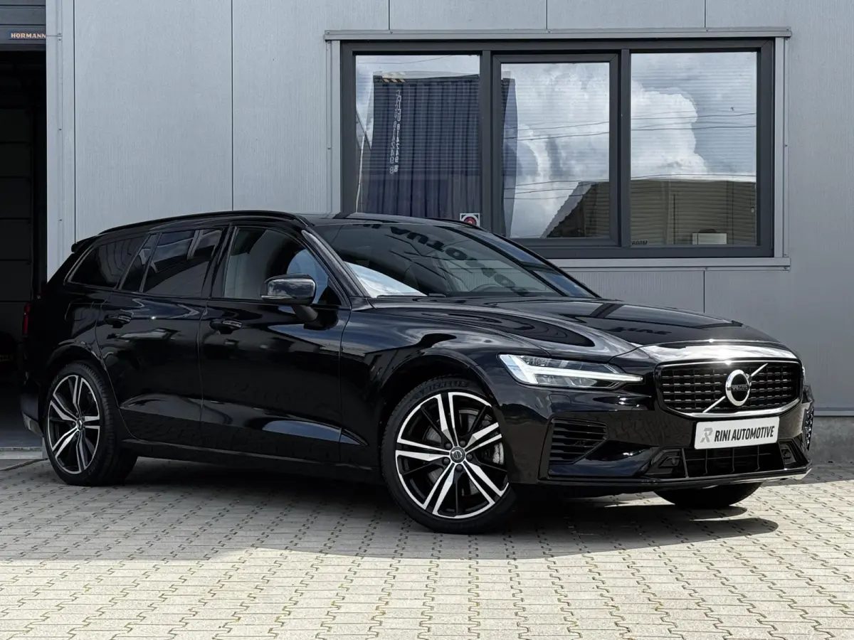 2.0 T6 Recharge AWD R-Design Long Range | 349 Pk | Stoelkoeling | Trekhaak | Pano | Nappa leder | 18 kwh accu