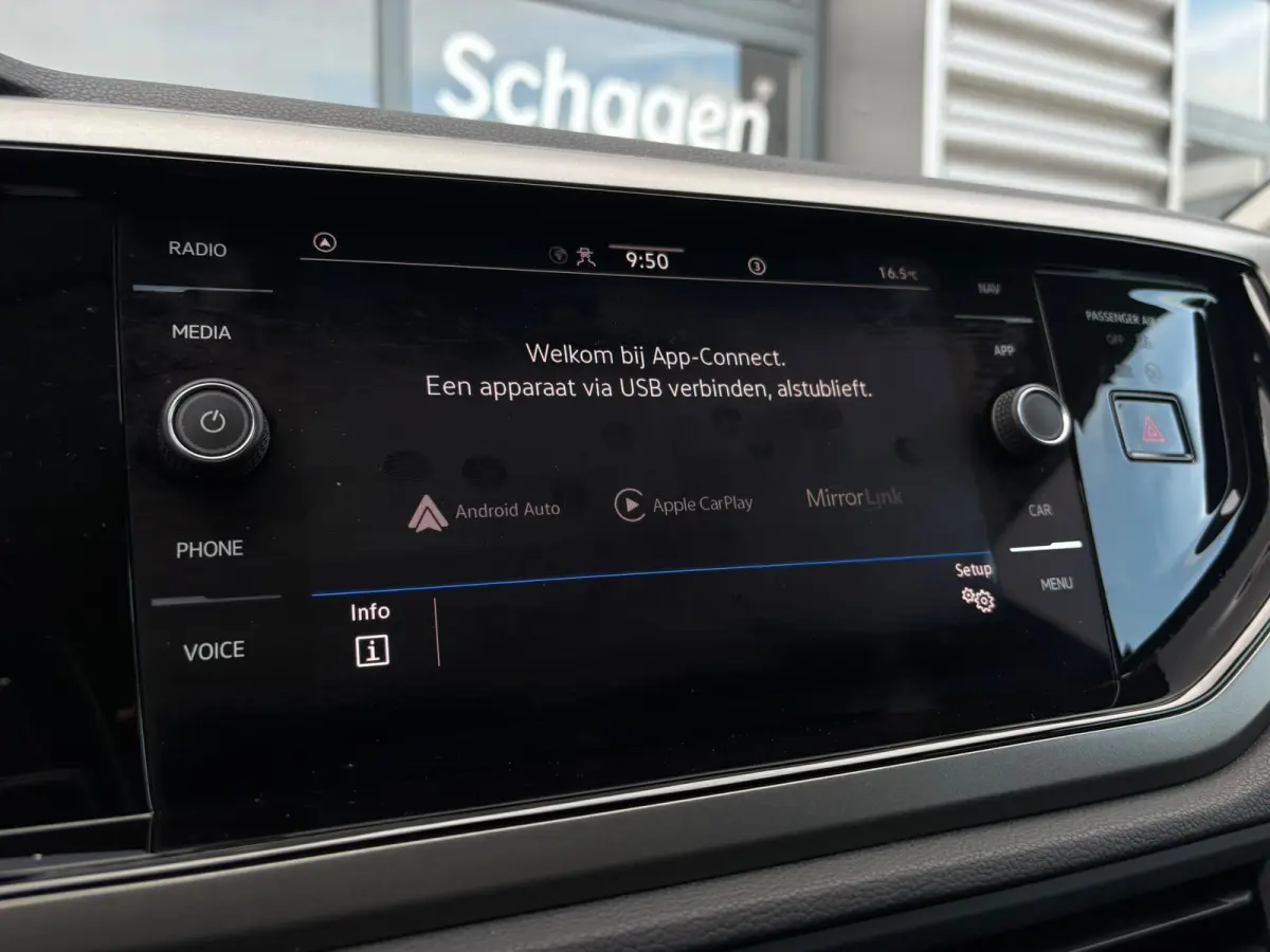 1.0 TSI 95 pk R-Line Edition 7-DSG | Achteruitrijcamera | Cruise control adaptief | Getint glas |