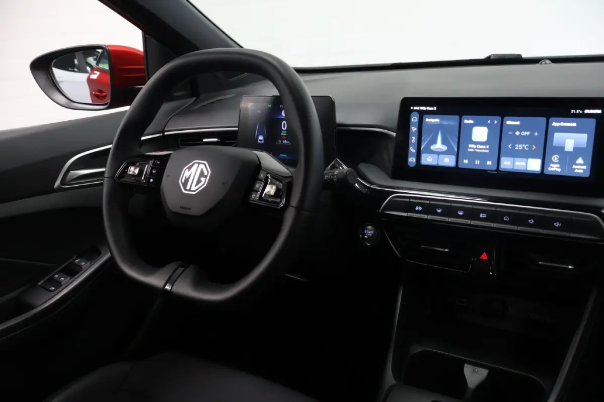 1.5 Hybrid+ Luxury