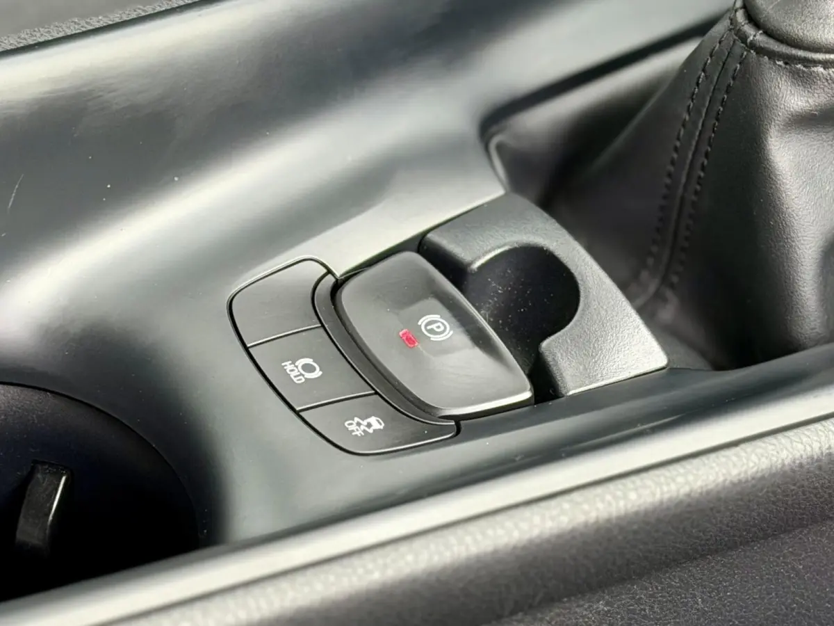1.2 Turbo | ACC | Keyless | DAB+ | 17" LM