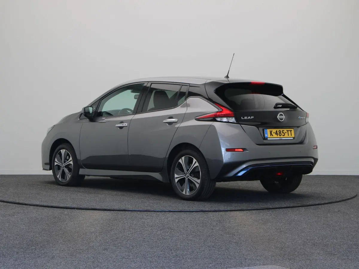 e+ N-Connecta 62 kWh | 91% SOH | Stoelverwarming voor en achter | Apple carplay/android auto | Ronomzichtcamera | Climate control | dode hoek detectie |