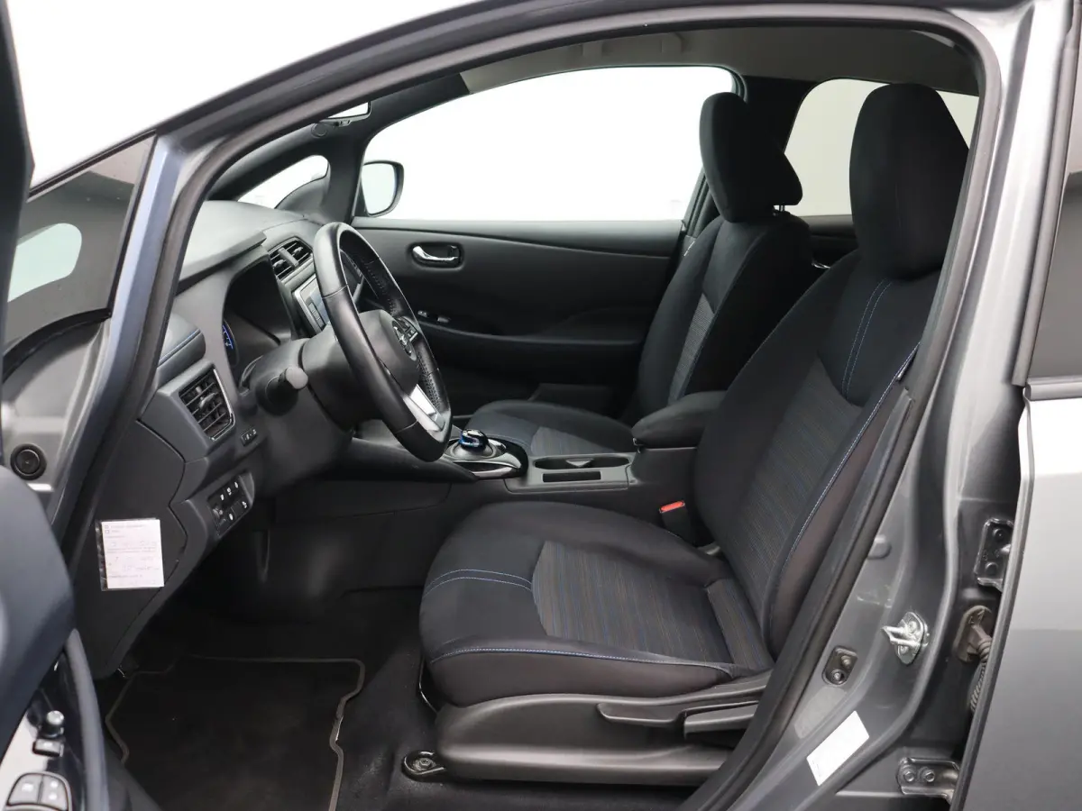 e+ N-Connecta 62 kWh | 91% SOH | Stoelverwarming voor en achter | Apple carplay/android auto | Ronomzichtcamera | Climate control | dode hoek detectie |