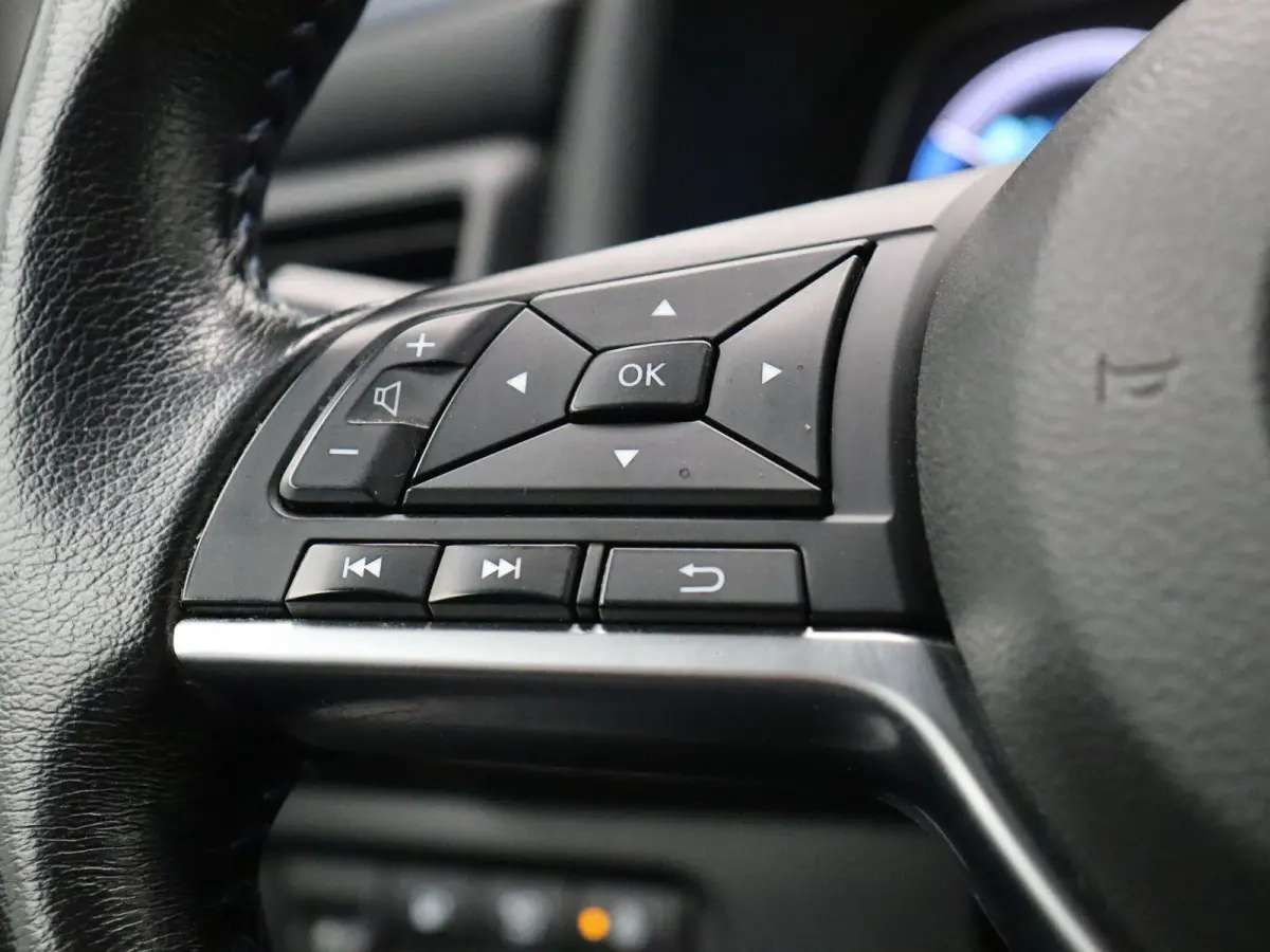 e+ N-Connecta 62 kWh | 91% SOH | Stoelverwarming voor en achter | Apple carplay/android auto | Ronomzichtcamera | Climate control | dode hoek detectie |