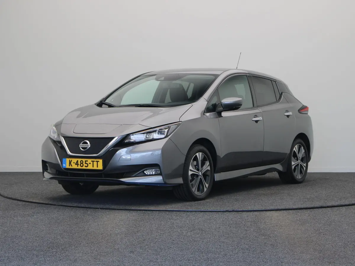 e+ N-Connecta 62 kWh | 91% SOH | Stoelverwarming voor en achter | Apple carplay/android auto | Ronomzichtcamera | Climate control | dode hoek detectie |