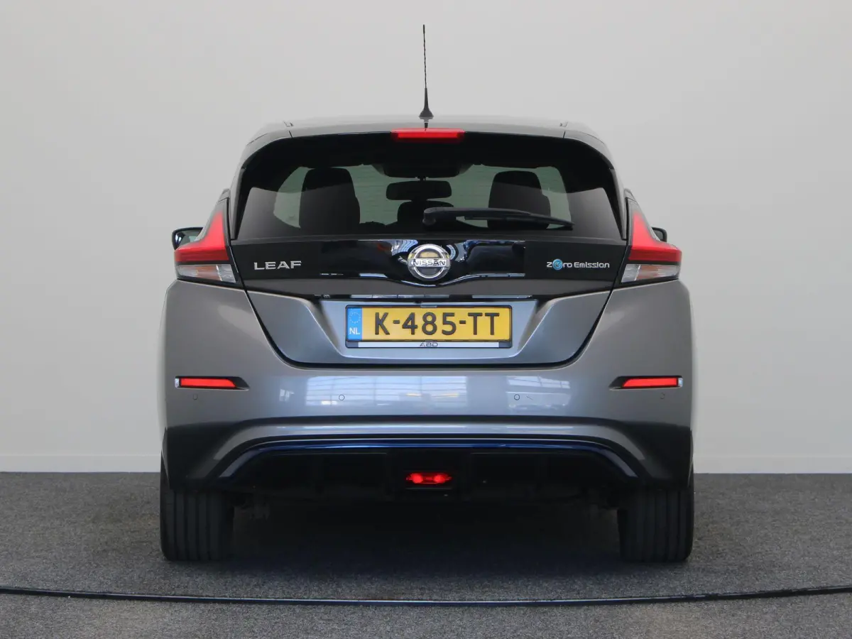 e+ N-Connecta 62 kWh | 91% SOH | Stoelverwarming voor en achter | Apple carplay/android auto | Ronomzichtcamera | Climate control | dode hoek detectie |