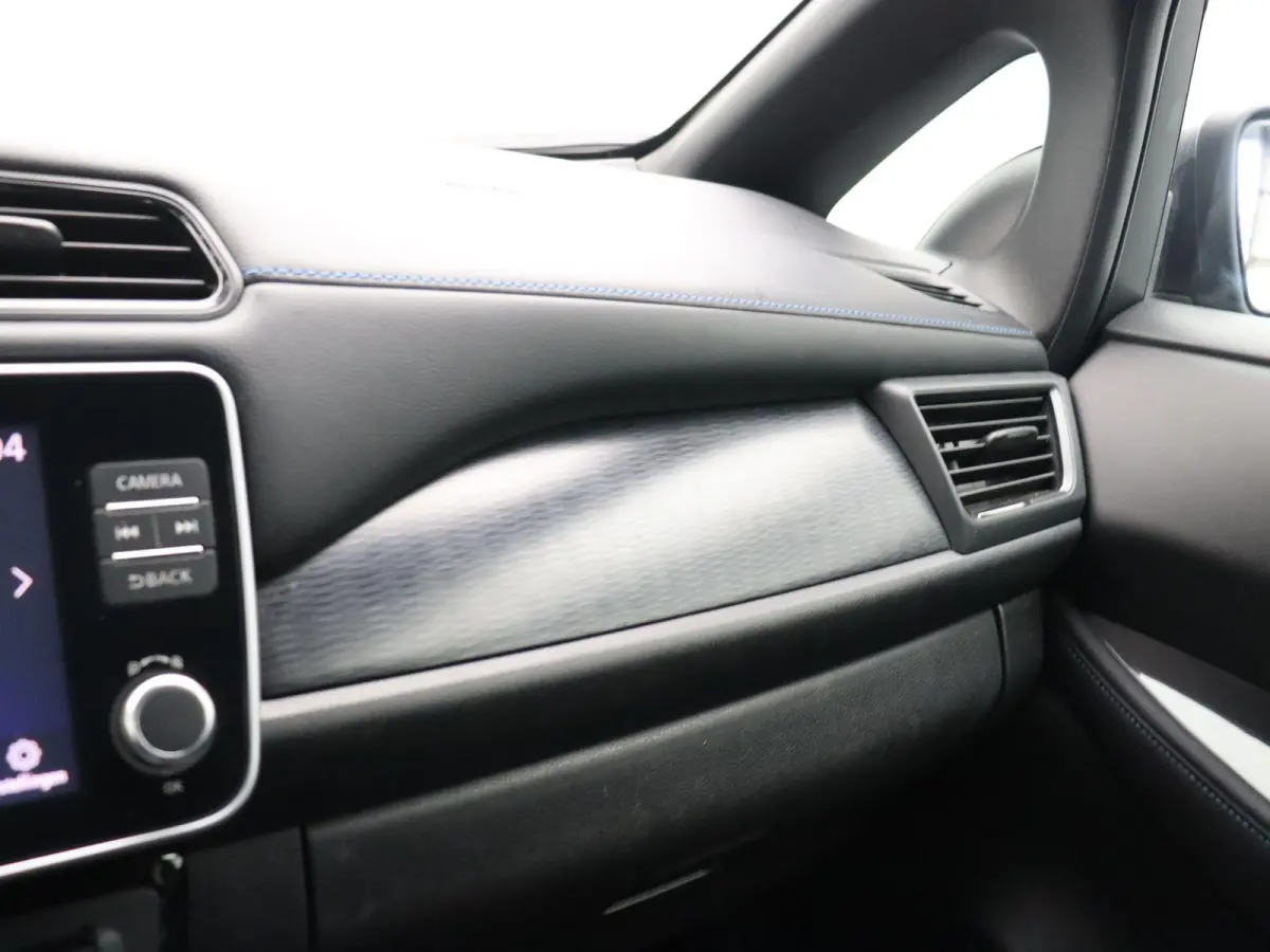 e+ N-Connecta 62 kWh | 91% SOH | Stoelverwarming voor en achter | Apple carplay/android auto | Ronomzichtcamera | Climate control | dode hoek detectie |