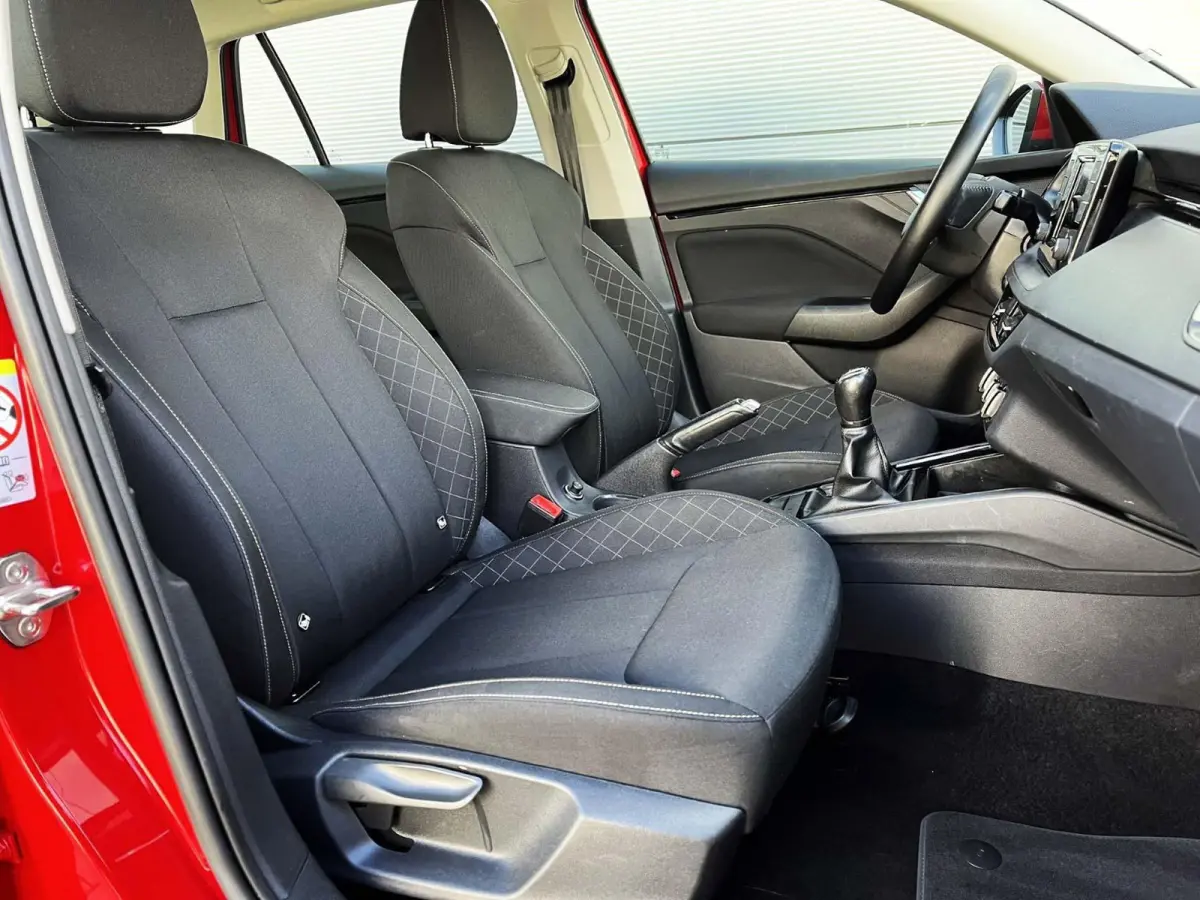 1.0 TSI 110pk Ambition | Smartlink | Trekhaak | Parkpilot Achter