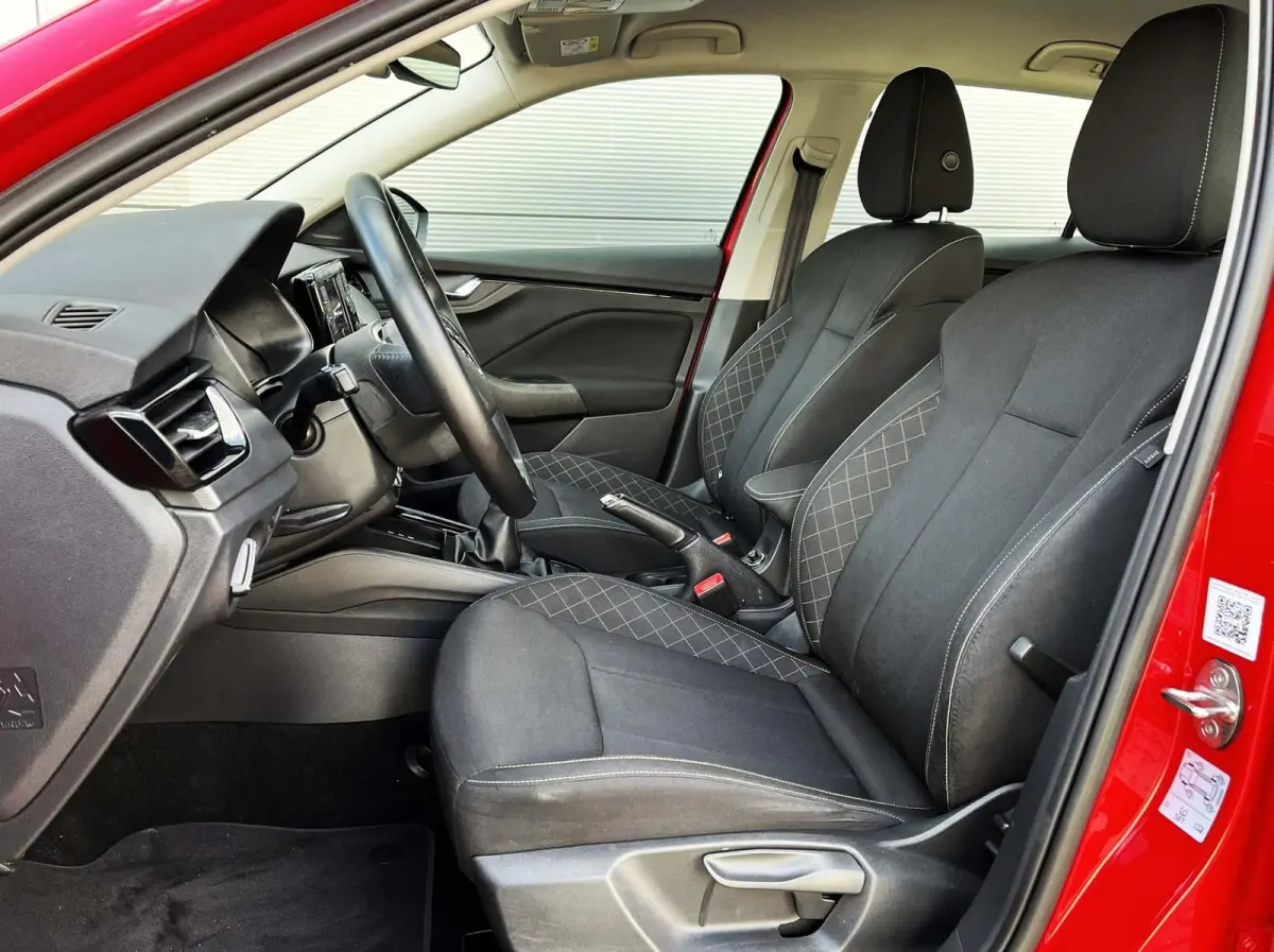 1.0 TSI 110pk Ambition | Smartlink | Trekhaak | Parkpilot Achter