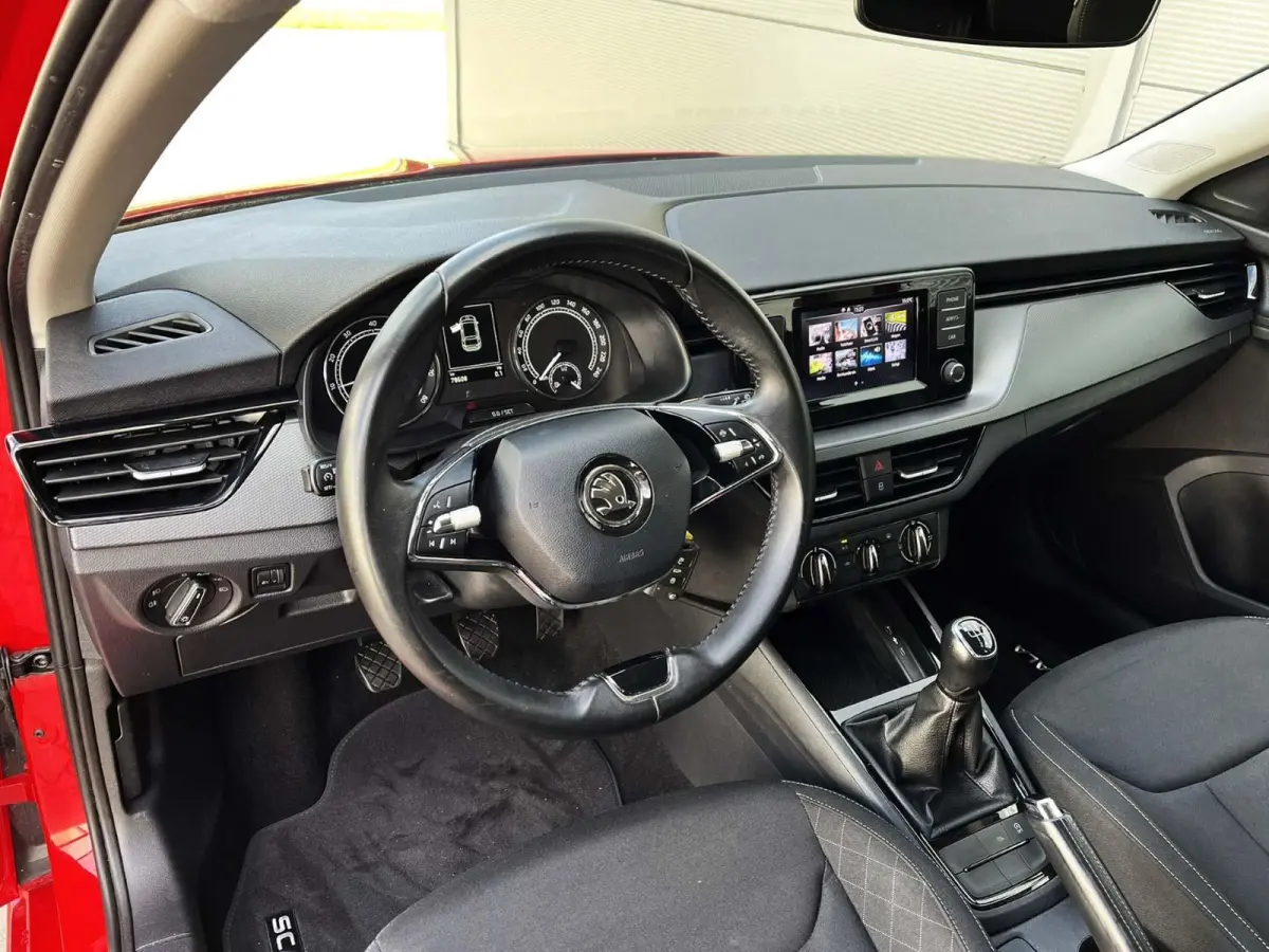1.0 TSI 110pk Ambition | Smartlink | Trekhaak | Parkpilot Achter