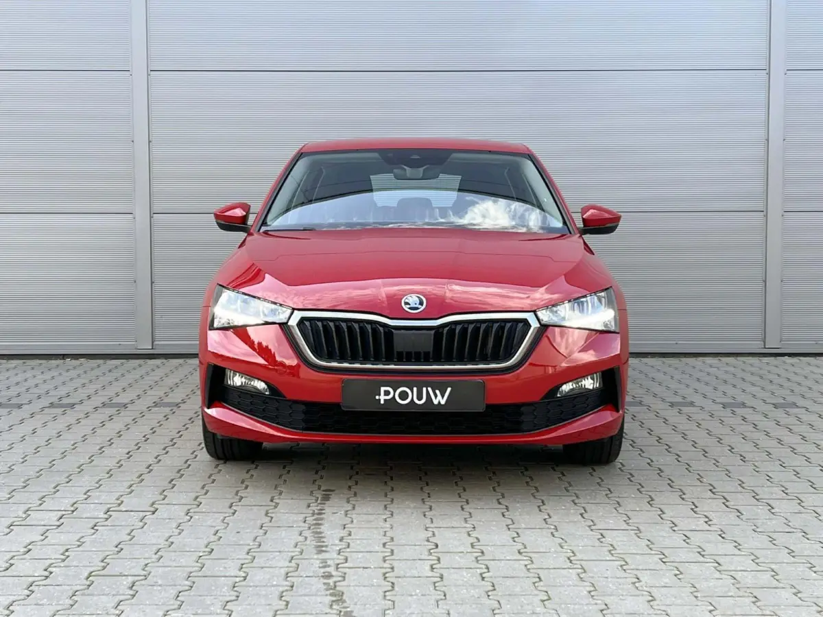 1.0 TSI 110pk Ambition | Smartlink | Trekhaak | Parkpilot Achter