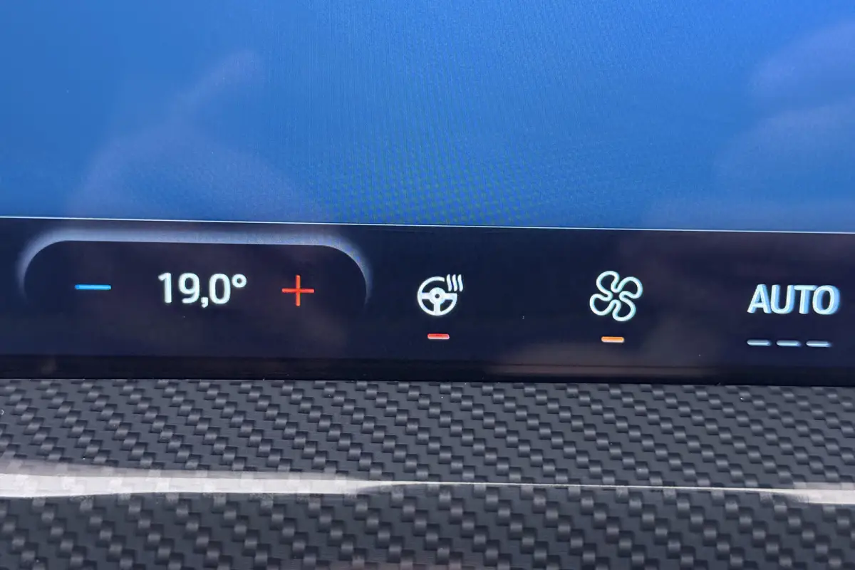 124 PK Hybrid ST Line Stuur+Stoelverw. Climate LED
