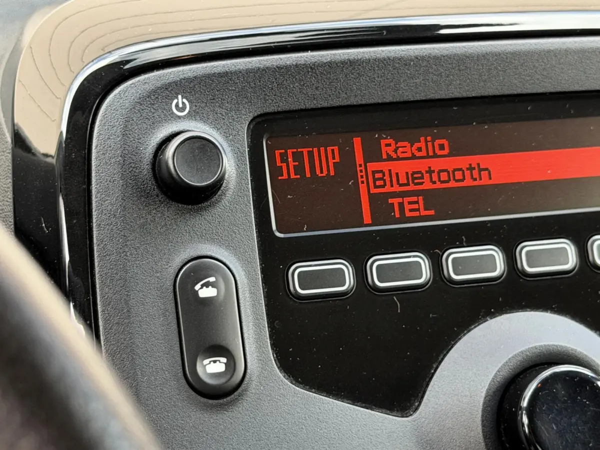1.0 VTi 5 deurs/ Airco/ Bluetooth/ 2e eig/NL auto