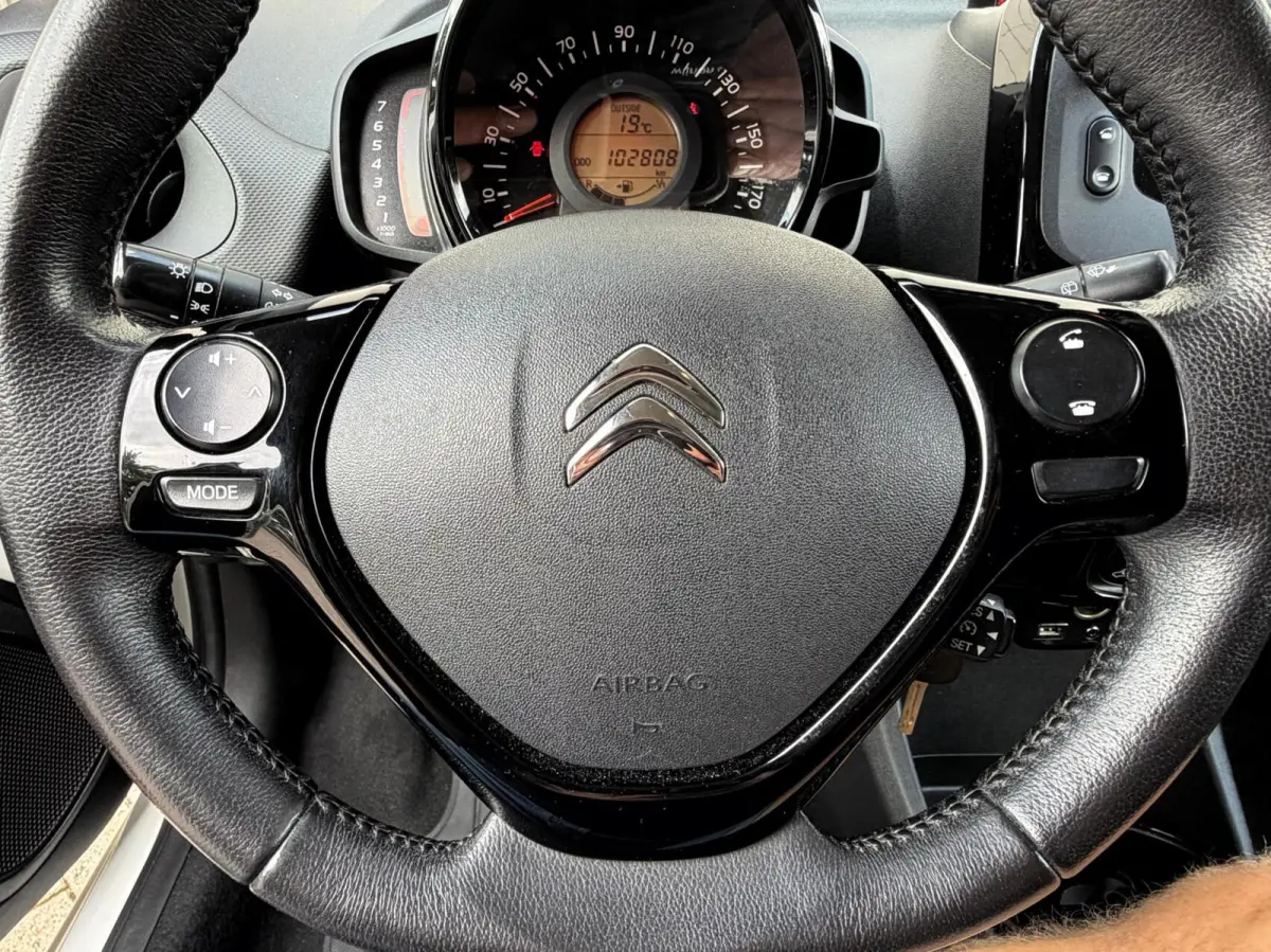 1.0 VTi 5 deurs/ Airco/ Bluetooth/ 2e eig/NL auto