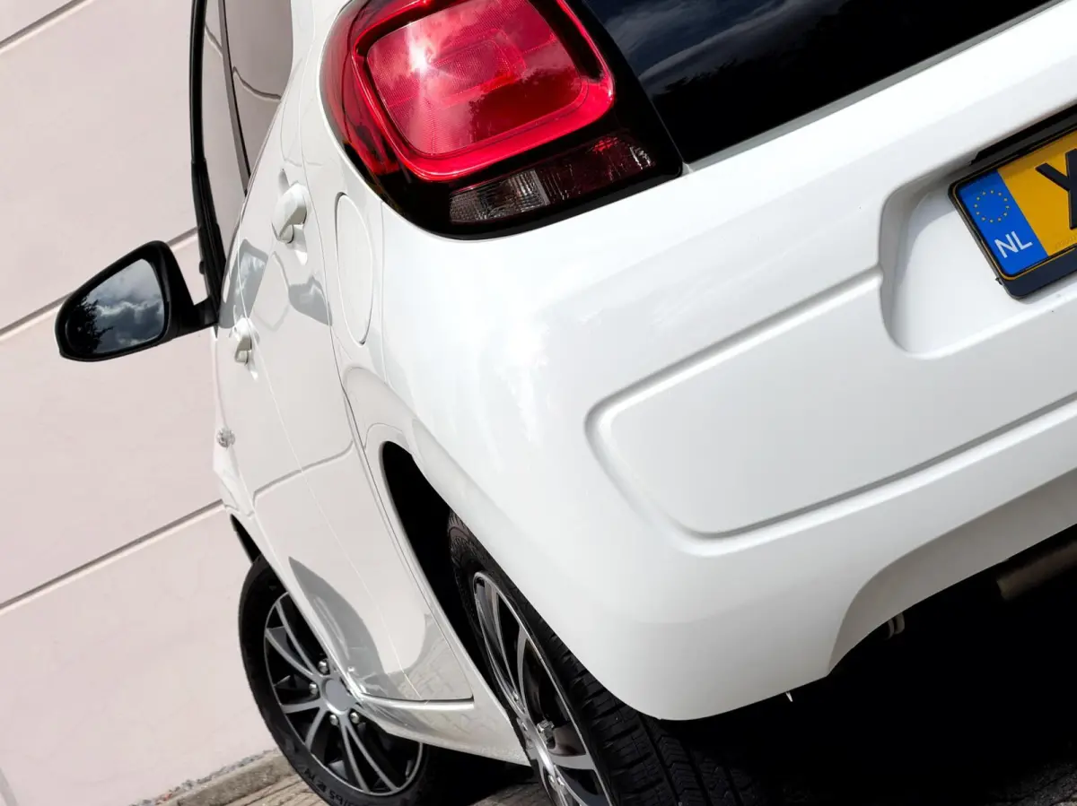 1.0 VTi 5 deurs/ Airco/ Bluetooth/ 2e eig/NL auto
