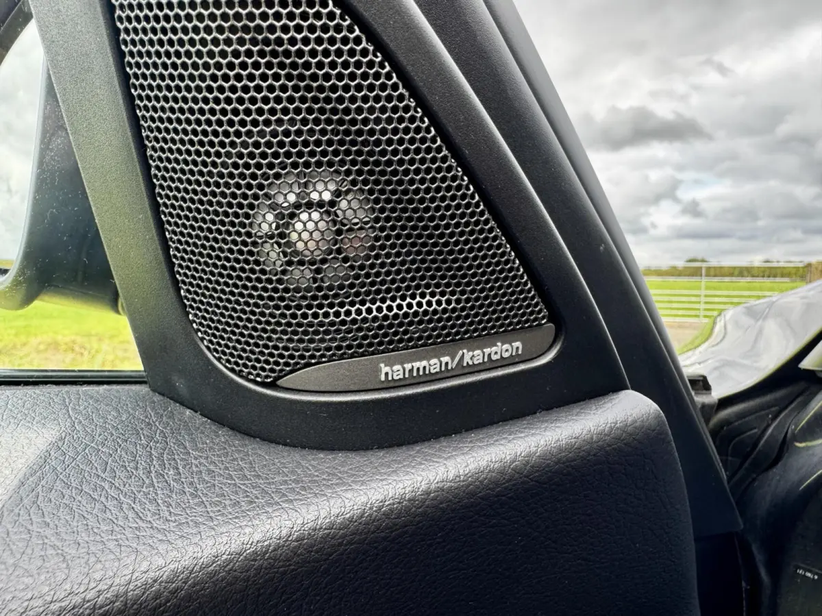 330i xDrive Edition Sport |HUD|Pano|Leer