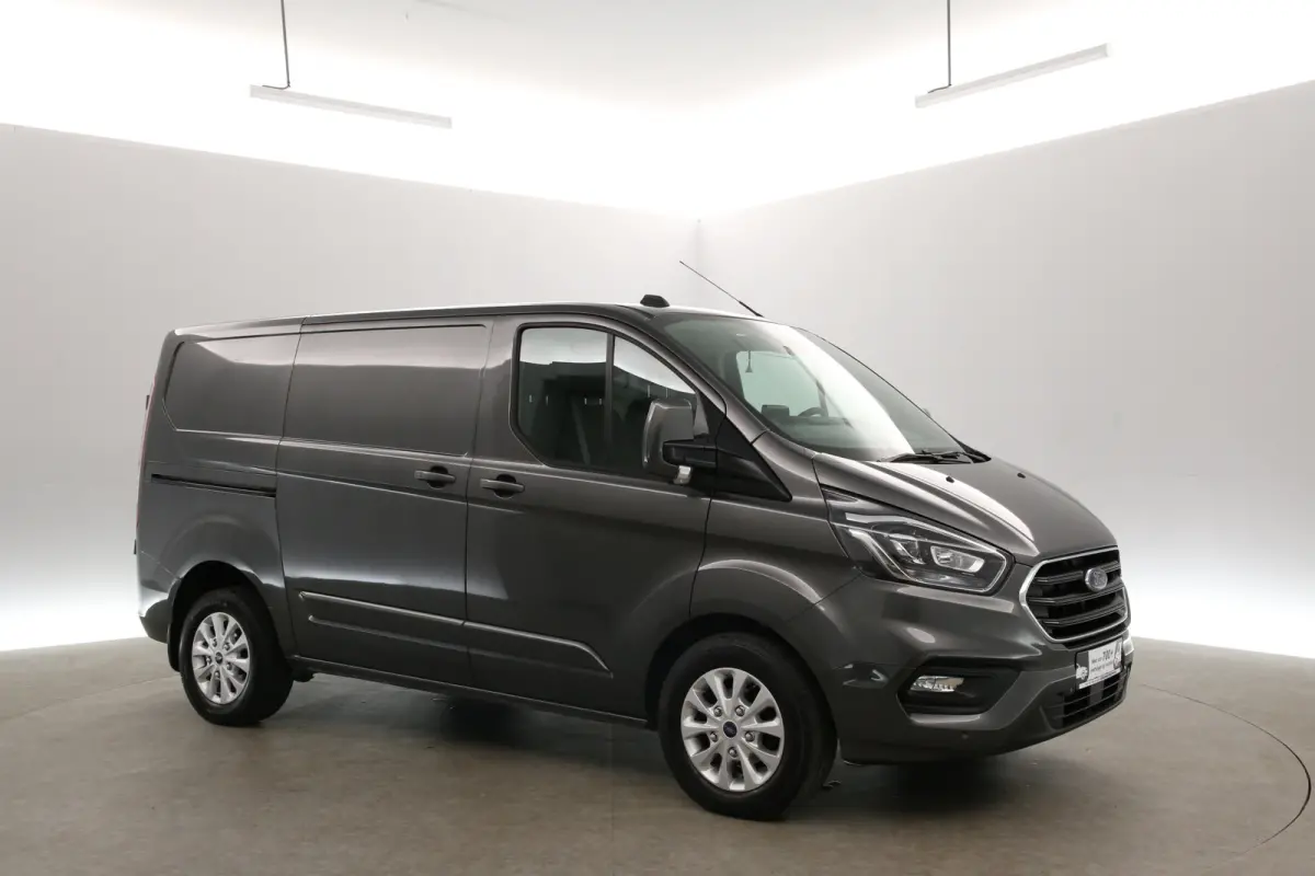 2.0 TDCI L1H1 170pk Limited | Automaat | Airco | Camera | Cruise | 3 Zits | Trekhaak | Carplay | Xenon