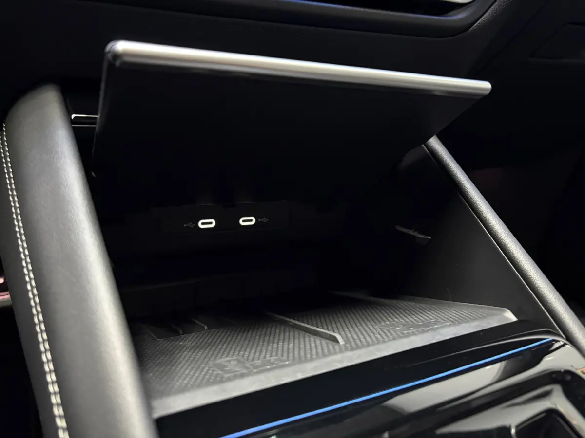 1.5 eTSI R-line Edition Pano