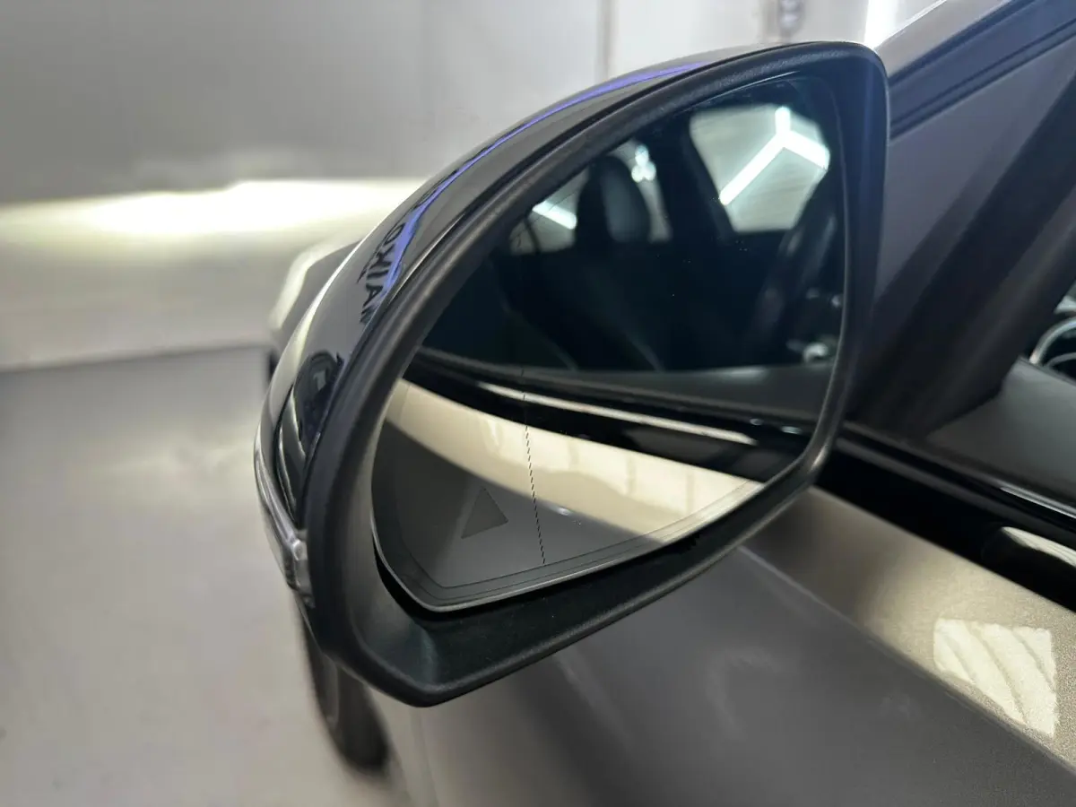 300 e AMG Line Pano,Carbon,360 Cam,Burmester,ACC