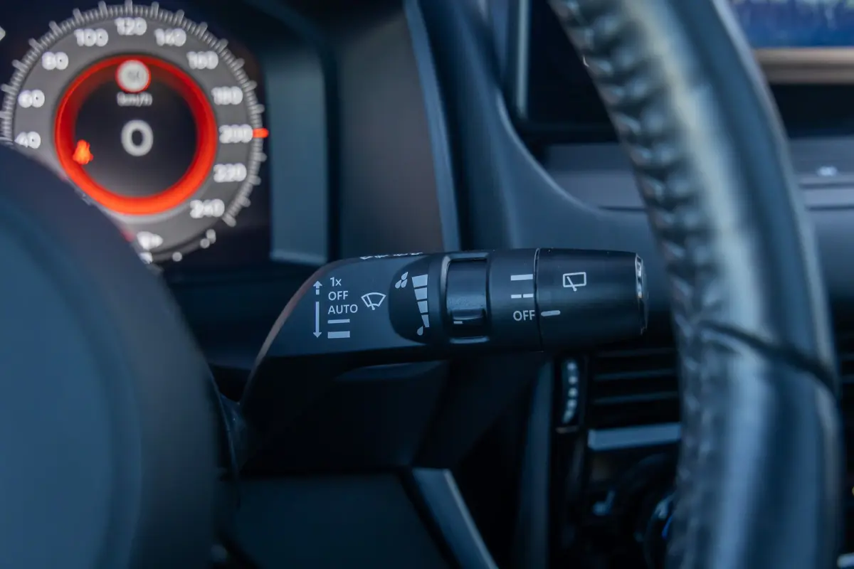 1.5 e-Power Business Design | Trekhaak | Stoelverwarming | 360 Camera | Achteruitrijcamera | Apple Carplay/Android Auto | Panoramadak Elek. | Achteruitrijcamera | Apple Carplay/Android Auto|