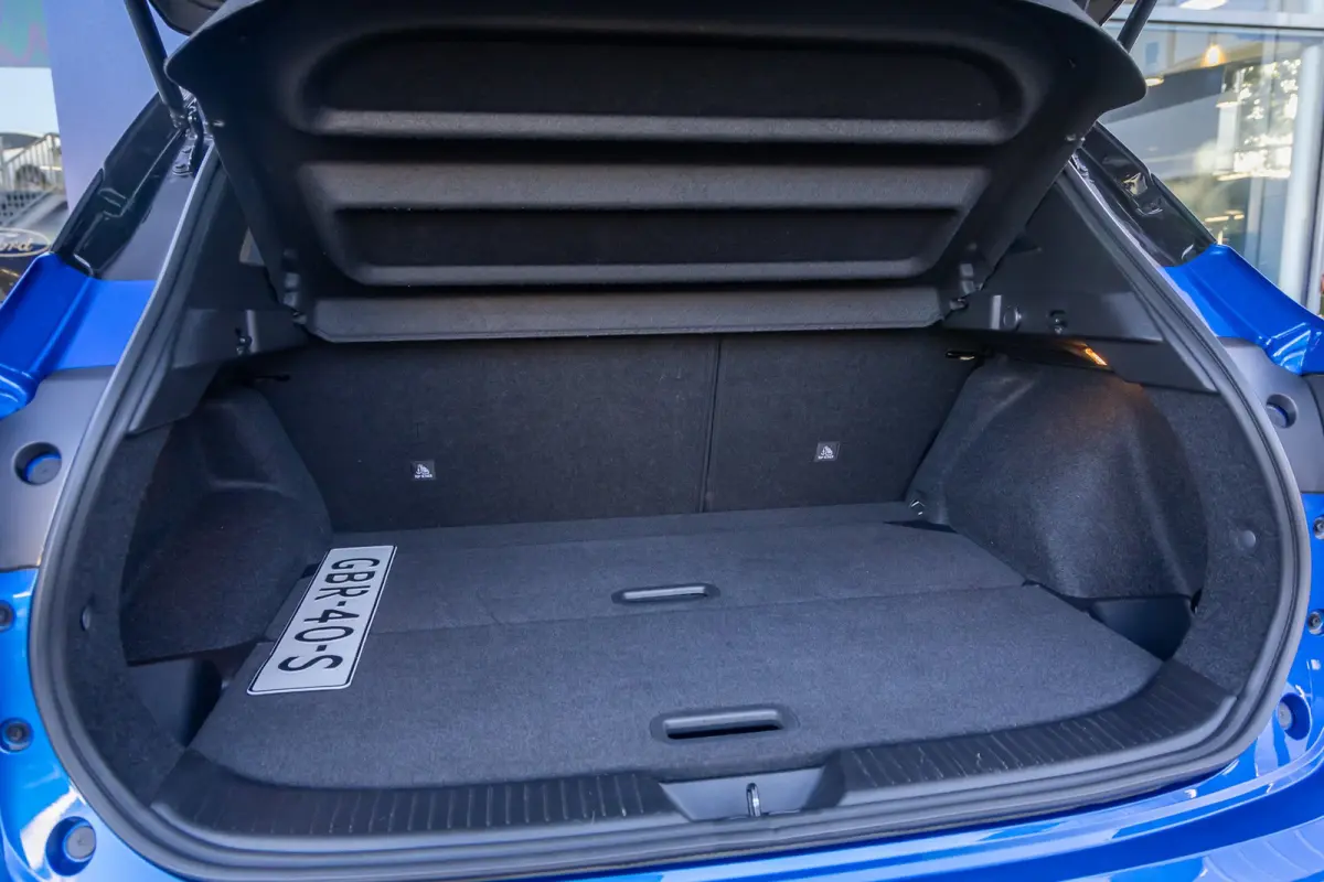1.5 e-Power Business Design | Trekhaak | Stoelverwarming | 360 Camera | Achteruitrijcamera | Apple Carplay/Android Auto | Panoramadak Elek. | Achteruitrijcamera | Apple Carplay/Android Auto|