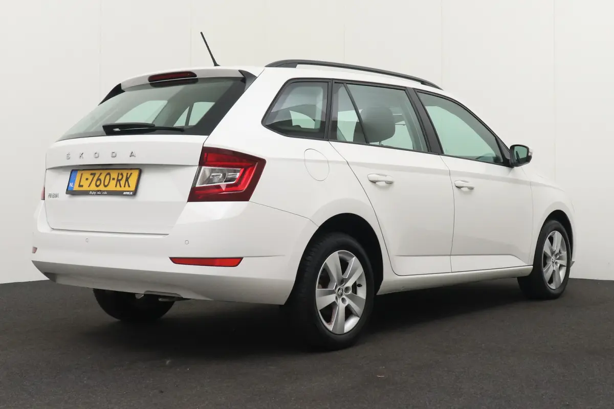 1.0 TSI Aut. Business Carplay Park.Sens Cruise