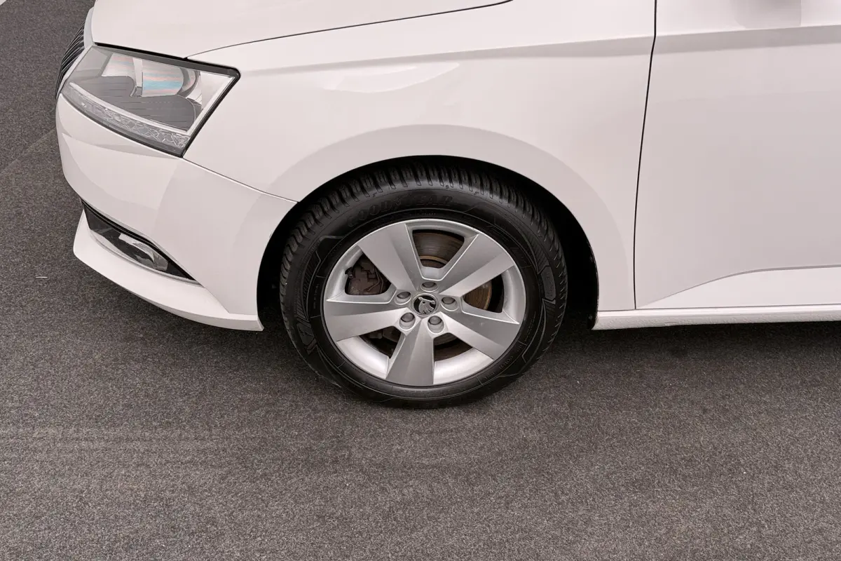 1.0 TSI Aut. Business Carplay Park.Sens Cruise