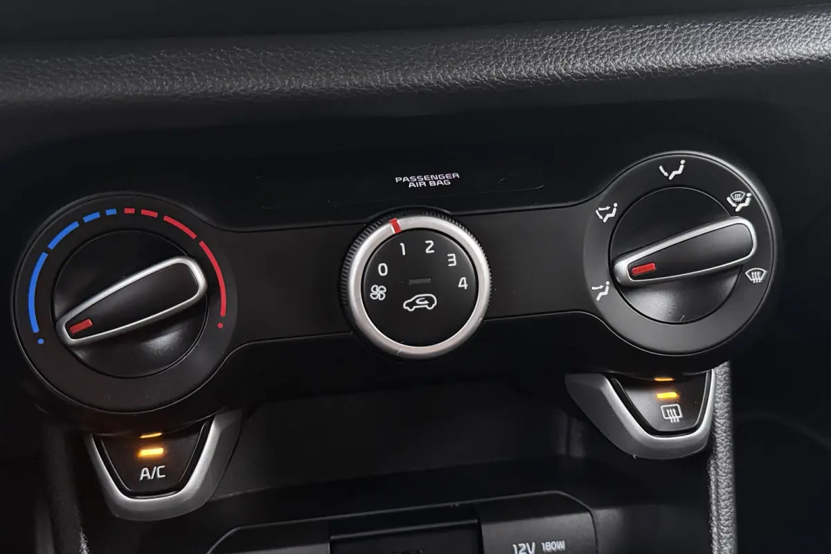 1.0 DPi DynamicLine Camera Carplay Cruise 14'LMV