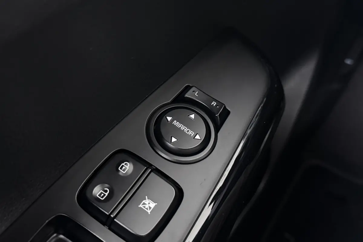 1.0 DPi DynamicLine Camera Carplay Cruise 14'LMV