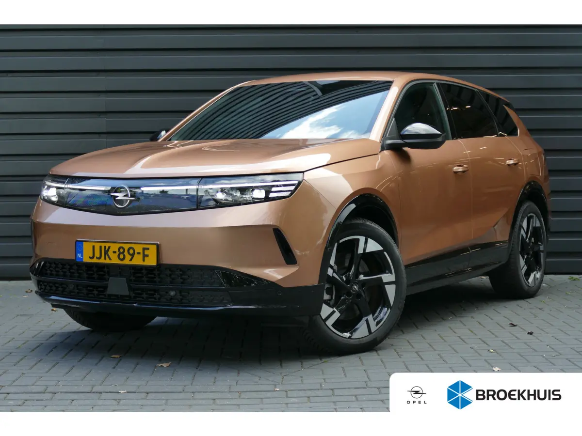 EV 73KWH 213PK BUSINESS EDITION AUTOMAAT / CAMERA / AFN.TREKHAAK / KEYLESS / FULL-LED / SOH 97,19% / STUUR-STOELVERWARMING / 20"LMV / AGR / NAVI / CLIMA / PDC / BLUETOOTH / ADAPT. CRUISECONT