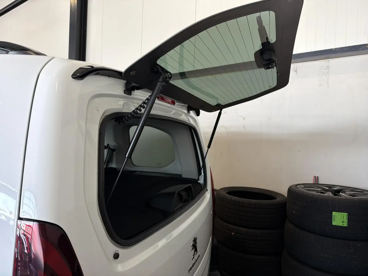 EV GT Line 50 kWh SoH 92,7 | dealeronderhouden | Trekhaak | GT-Line-pakket | Comfort-pakket | City-pakket | Stoelverwarming | Camera |