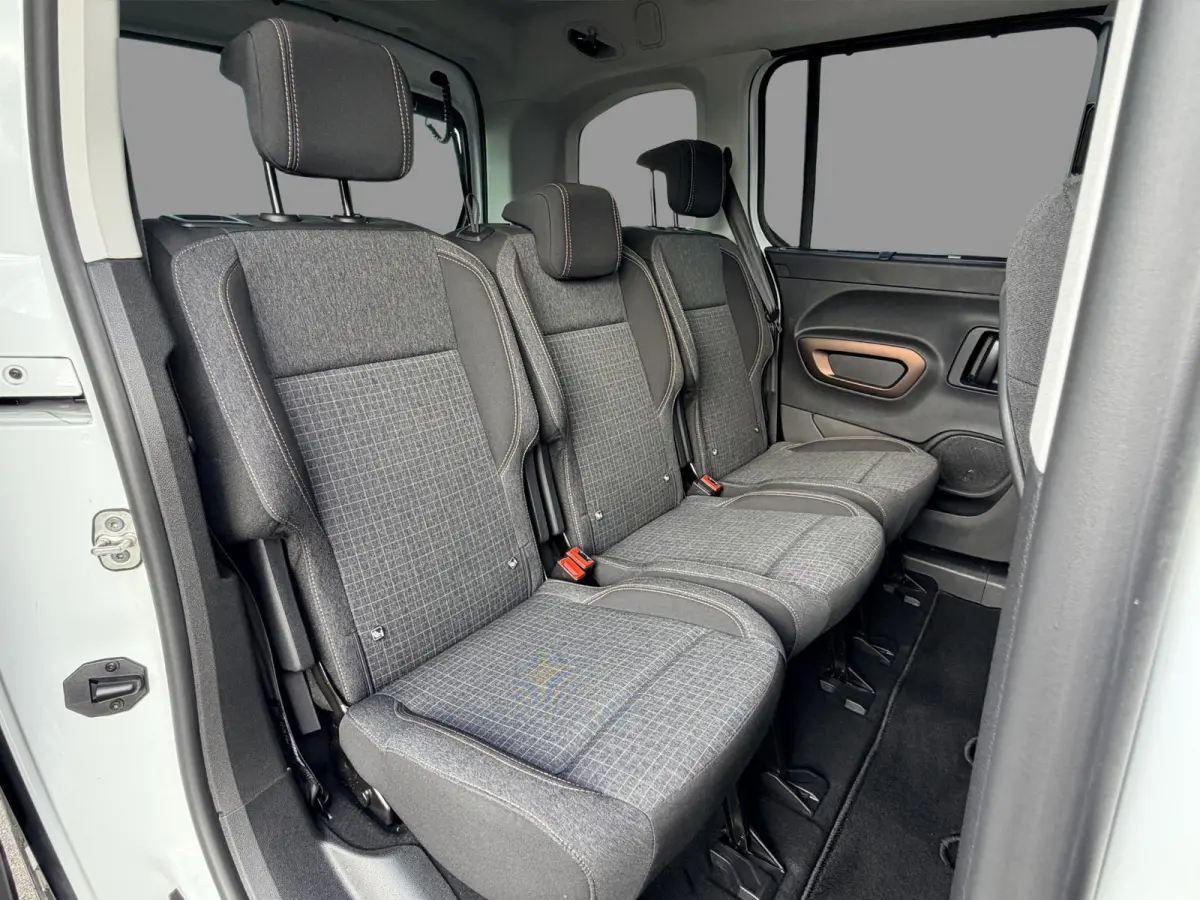EV GT Line 50 kWh SoH 92,7 | dealeronderhouden | Trekhaak | GT-Line-pakket | Comfort-pakket | City-pakket | Stoelverwarming | Camera |