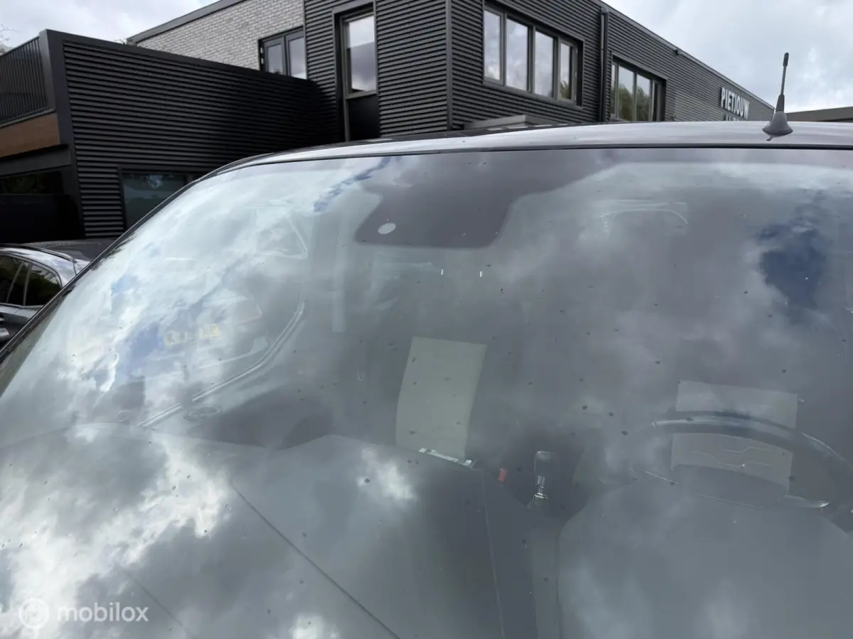 290 2.0 TDCI L1H1 Limited DC 5 Zitpl trekh