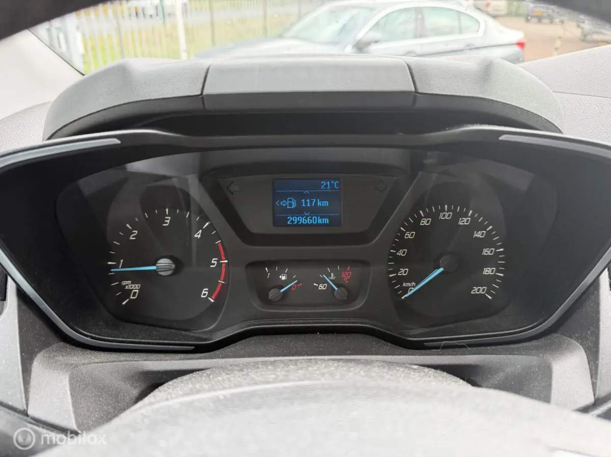 290 2.0 TDCI L1H1 Limited DC 5 Zitpl trekh