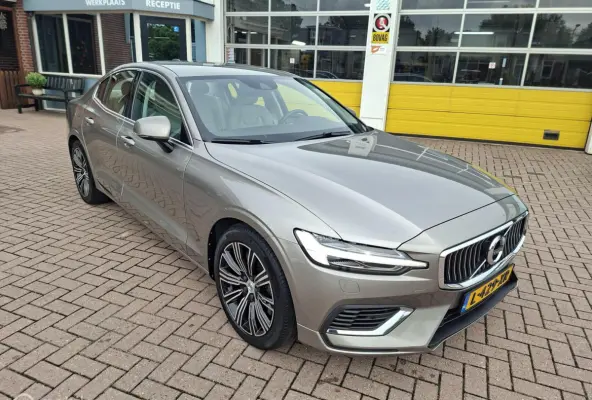2.0 Recharge T6 AWD Inscription