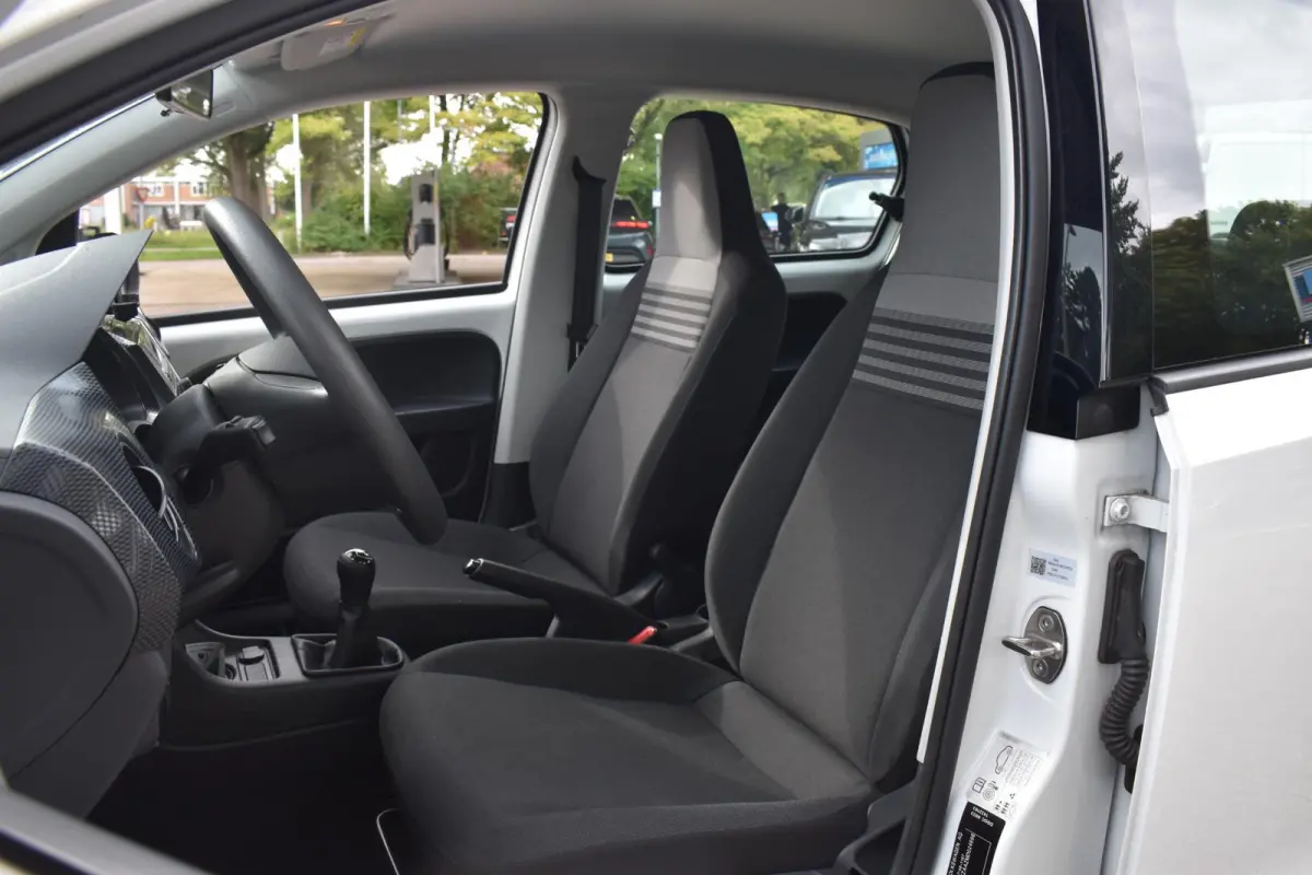 Up! 1.0 1e Eigenaar | Parkeercamera | Cruise Control | Climate | 12 mnd BOVAG garantie | Whatsapp 06-53188999