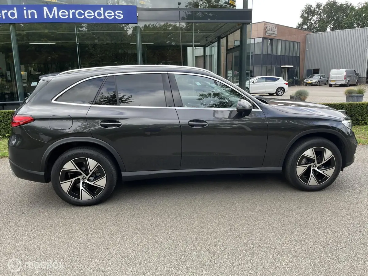 4MATIC Luxury Line 360 Camera, Dodehoek assist, Sfeerverlichting