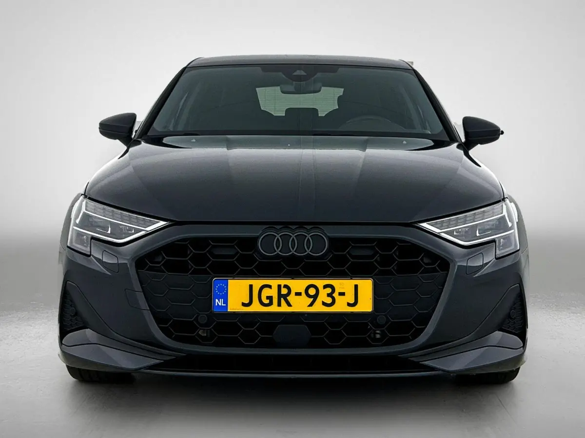 40 TFSI e S edition 204 PK