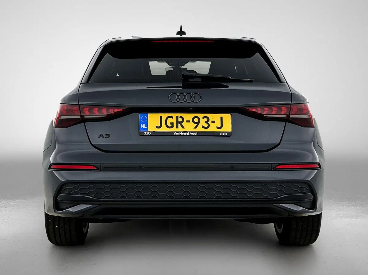 40 TFSI e S edition 204 PK