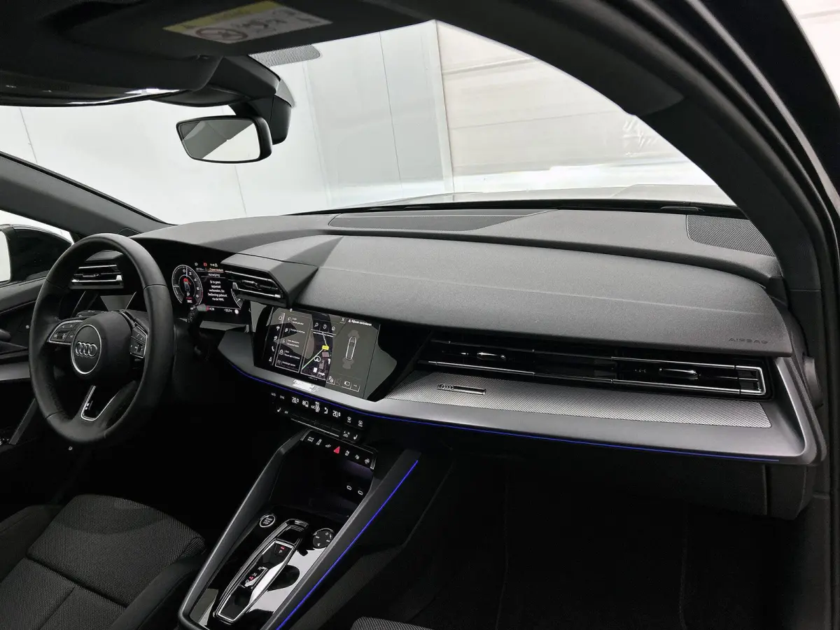 40 TFSI e S edition 204 PK
