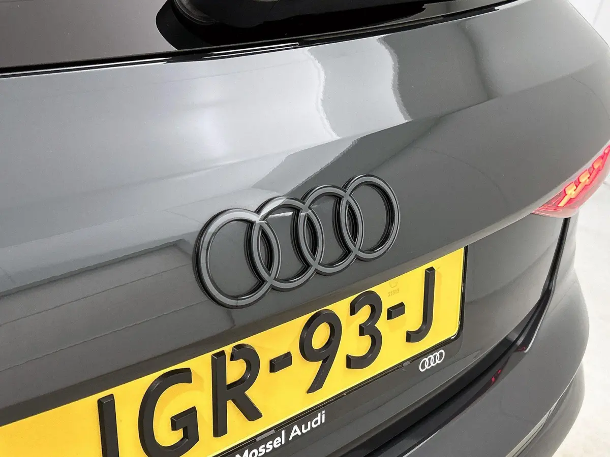 40 TFSI e S edition 204 PK