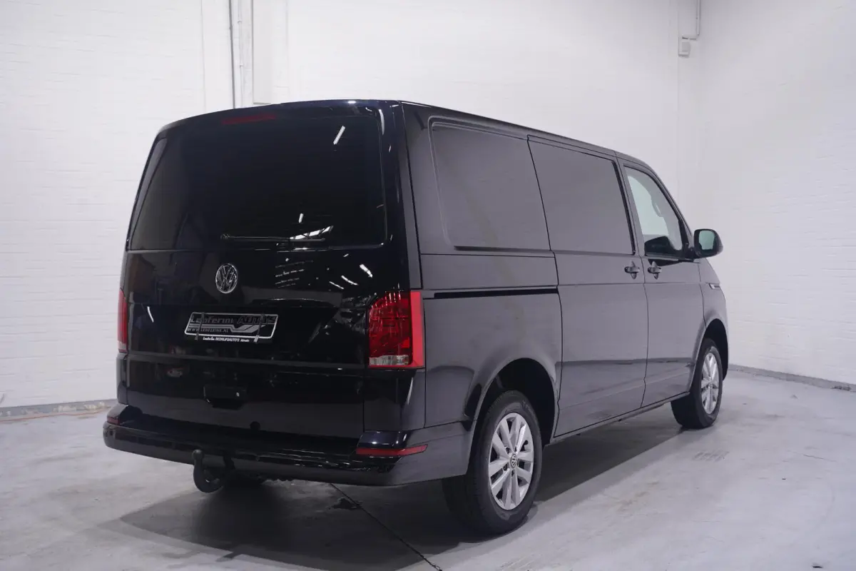 2.0 TDI 150 pk DSG Aut. L1H1 Airco, 2x Schuifdeur Apple Carplay, Cruise Control, 16" LMV, Trekhaak, 2-Zits