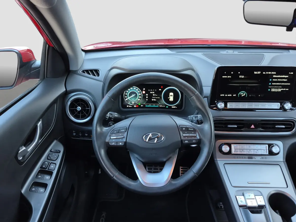 Comfort 2WD | 100% SoH | Stoelverwarming | Stuurhulp | Camera | Android auto en Apple carplay | Climate control | Stuurverwarming | LMV 17 inch