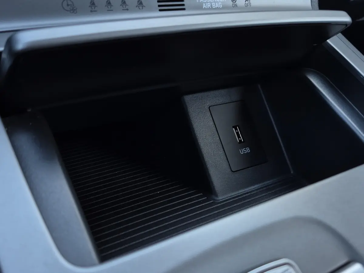 Comfort 2WD | 100% SoH | Stoelverwarming | Stuurhulp | Camera | Android auto en Apple carplay | Climate control | Stuurverwarming | LMV 17 inch