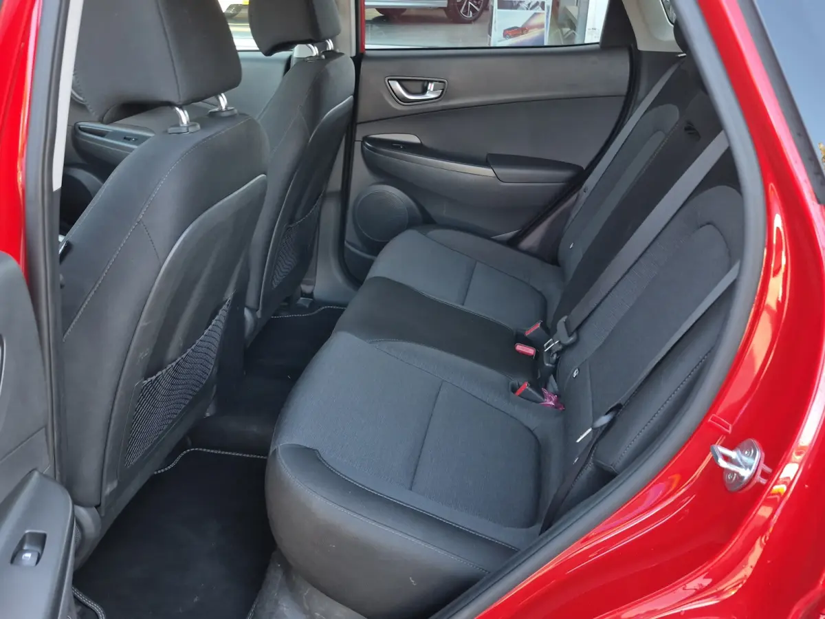 Comfort 2WD | 100% SoH | Stoelverwarming | Stuurhulp | Camera | Android auto en Apple carplay | Climate control | Stuurverwarming | LMV 17 inch