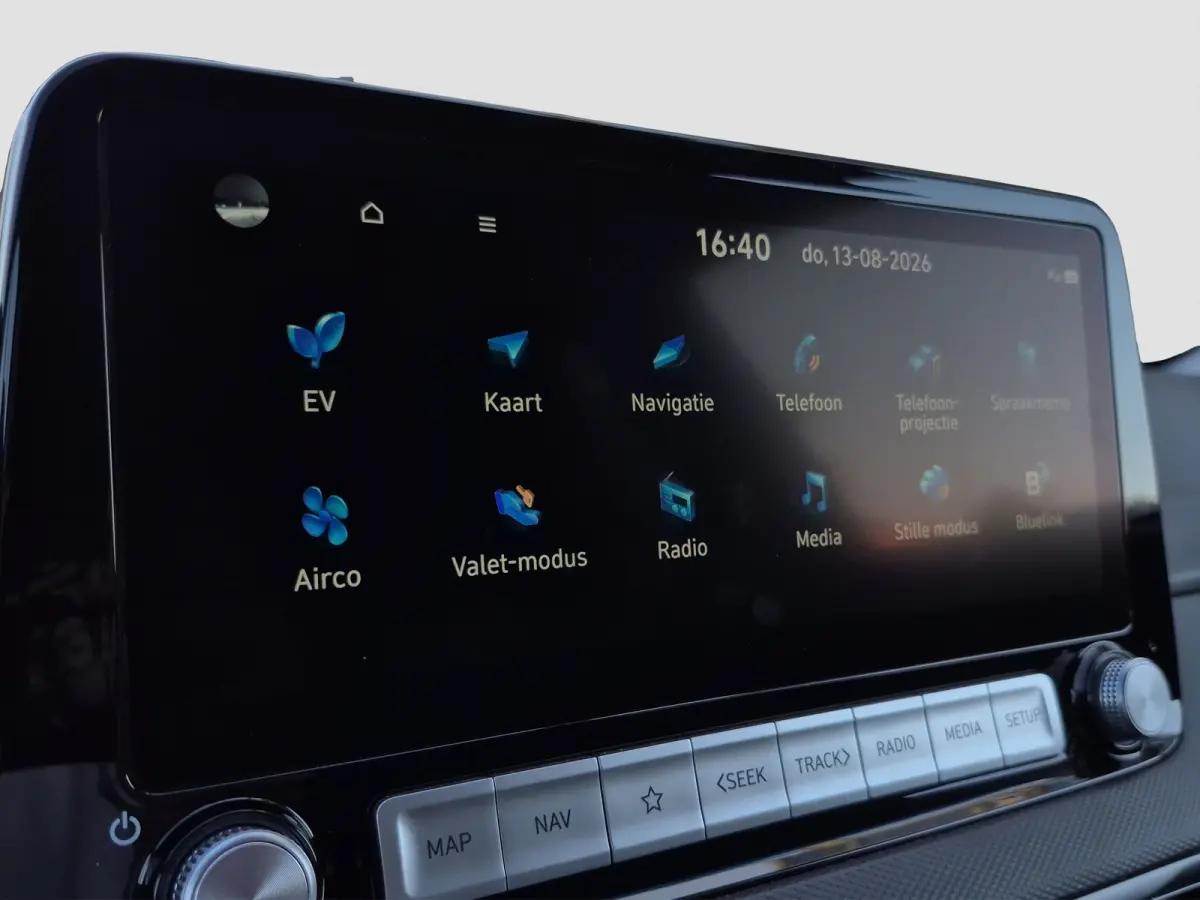 Comfort 2WD | 100% SoH | Stoelverwarming | Stuurhulp | Camera | Android auto en Apple carplay | Climate control | Stuurverwarming | LMV 17 inch